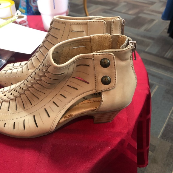 Earth Beige Cutout Ankle Booties - Picture 3 of 11